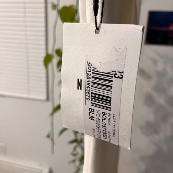 Nookie Lust One-Shoulder Gown Ivory Maxi Dress $339US Size L Made In Australia - Picture 11 of 14